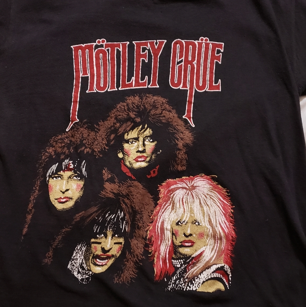VTG MOTLEY CRUE 1980s FANTASY SHIRT RARE HTF 1985?